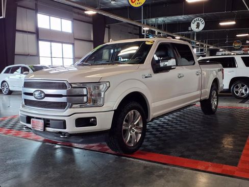 Used 2018 Ford F150 Platinum w/ Equipment Group 701A Luxury image 3