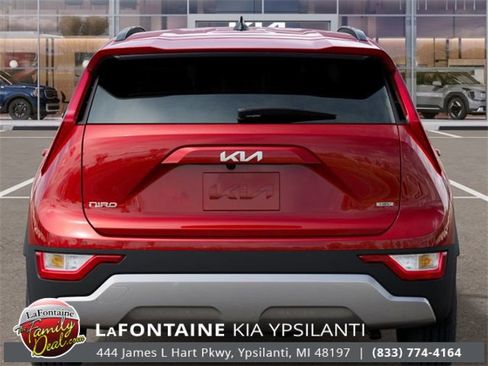New 2025 Kia Niro EX image 13