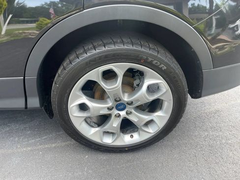 Used 2014 Ford Escape Titanium FWD image 26