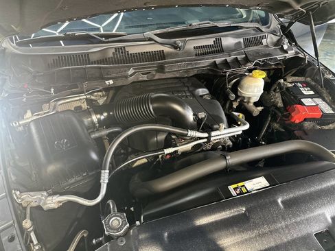 Used 2017 RAM 1500 Laramie image 28