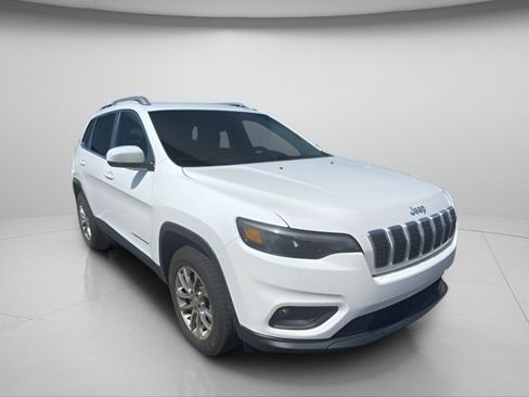 Used 2021 Jeep Cherokee Latitude Lux w/ Comfort/Convenience Group AWD/4WD image 5