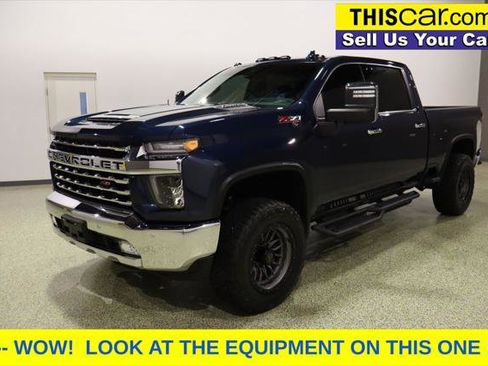 Used 2022 Chevrolet Silverado 2500 LTZ w/ LTZ Plus Package image 3
