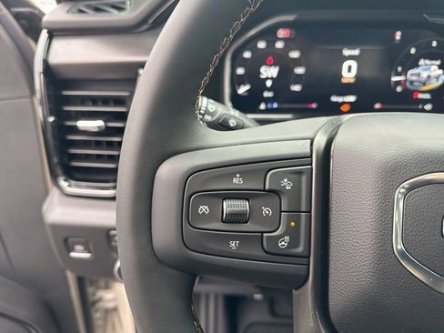 New 2026 GMC Sierra 2500 AT4 w/ AT4 Premium Plus Package image 18