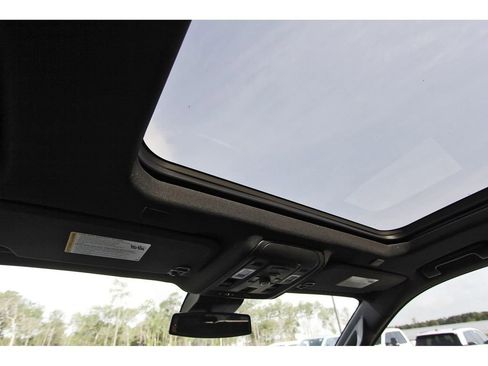 Used 2023 Chevrolet Tahoe LT w/ Luxury Package image 24