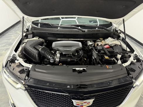 Used 2022 Cadillac XT6 Sport w/ Platinum Package AWD/4WD image 33