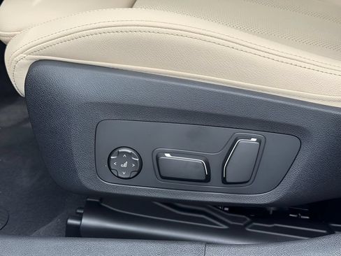 New 2026 BMW 330i Sedan w/ Premium Package RWD image 12