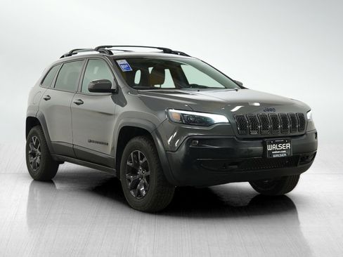 Used 2020 Jeep Cherokee Latitude AWD/4WD image 7