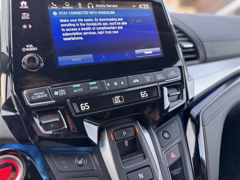 Certified 2024 Honda Odyssey Touring image 32