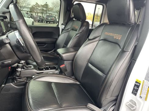 Used 2021 Jeep Wrangler Unlimited Rubicon w/ Trailer Tow Package image 12