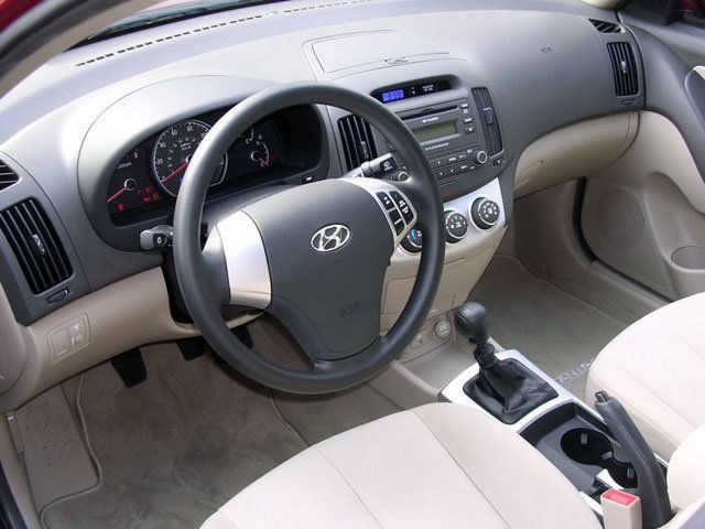 Used 2008 Hyundai Elantra GLS FWD image 5
