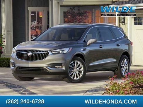 Used 2018 Buick Enclave Essence w/ Trailering Package AWD/4WD image 1