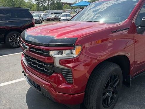 Used 2022 Chevrolet Silverado 1500 RST w/ Convenience Package II AWD/4WD image 6