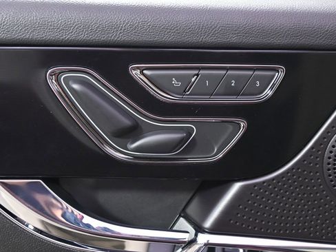 New 2026 Lincoln Corsair Premiere image 14