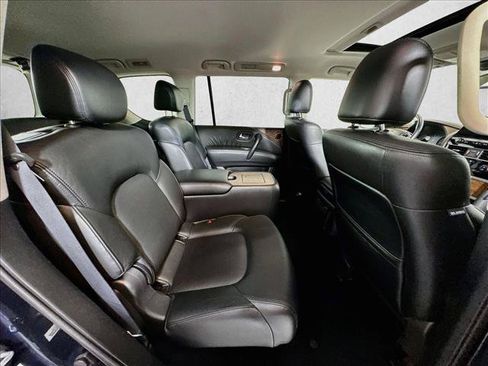 Used 2024 Nissan Armada SL w/ Captain's Chairs Package RWD image 27