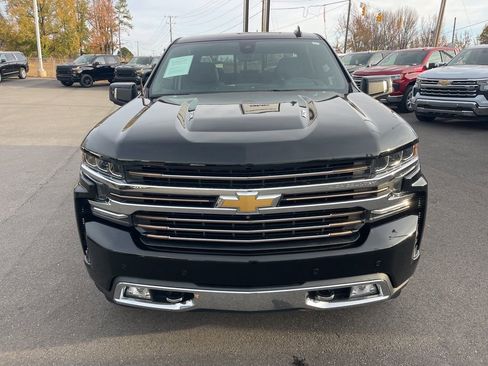 Used 2019 Chevrolet Silverado 1500 High Country w/ Technology Package image 8