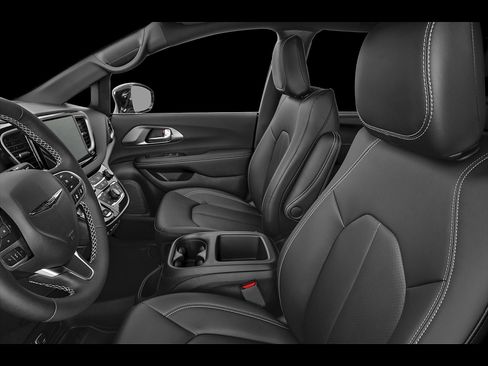 New 2026 Chrysler Voyager LX FWD image 21