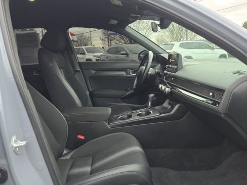 Used 2023 Honda Civic Sport image 11