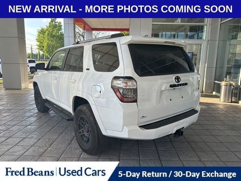 Used 2024 Toyota 4Runner SR5 Premium w/ Moonroof Package AWD/4WD image 6