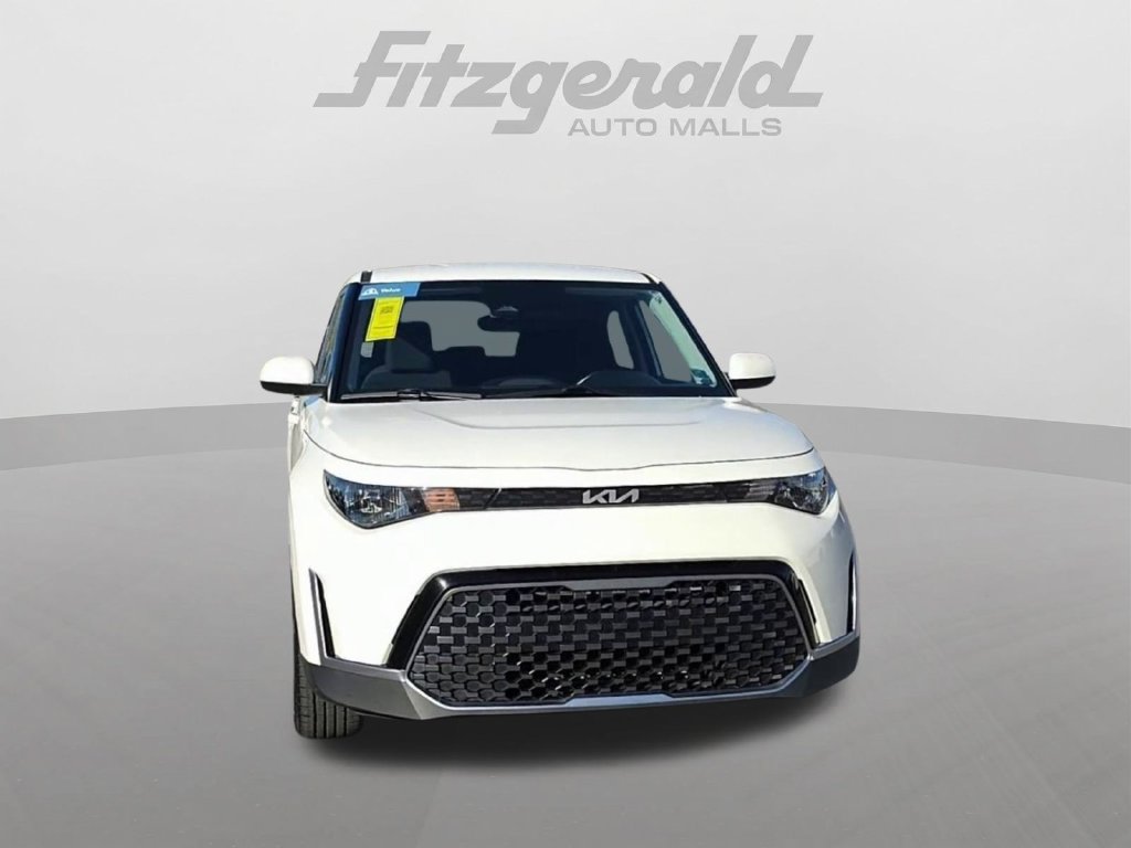 Used 2024 Kia Soul EX FWD image 3