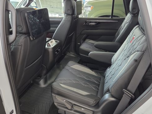 New 2026 Chevrolet Tahoe Premier AWD/4WD image 6