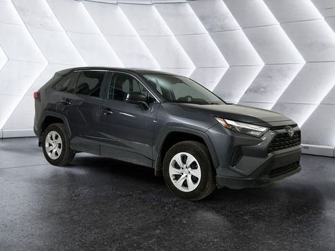 Used 2025 Toyota RAV4 LE AWD/4WD image 1