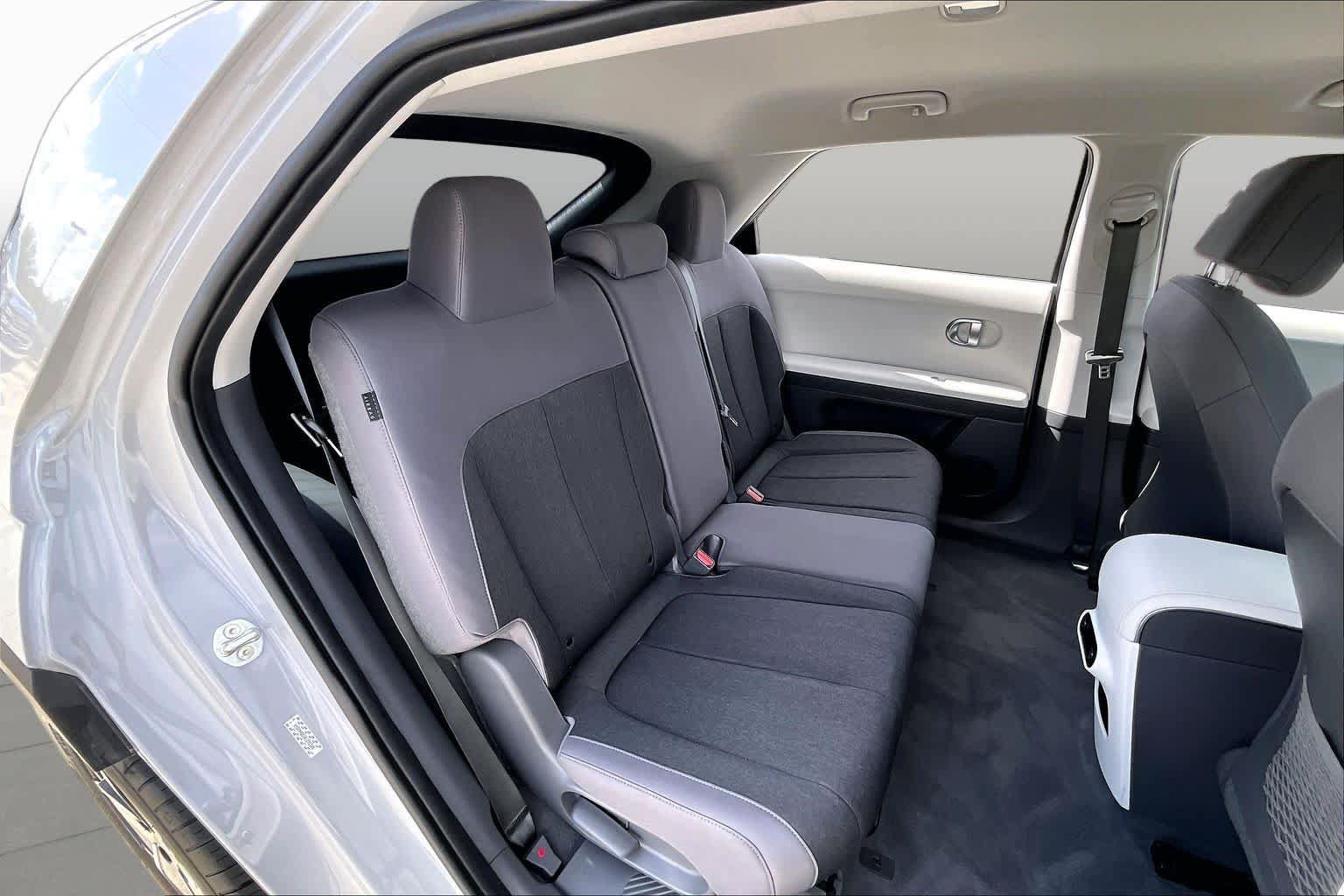Used 2024 Hyundai Ioniq 5 SEL RWD image 19