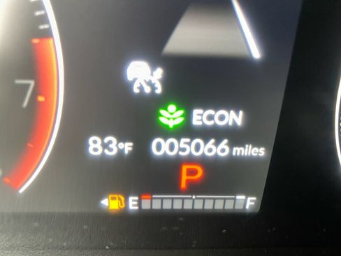 Used 2025 Honda Pilot Touring image 33
