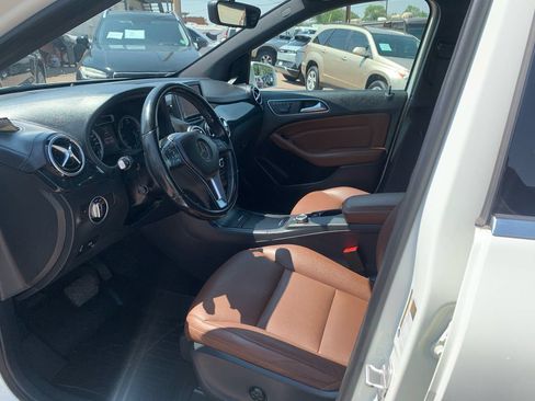Used 2014 Mercedes-Benz B 250e image 10