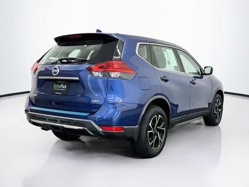 Used 2017 Nissan Rogue S AWD/4WD image 9