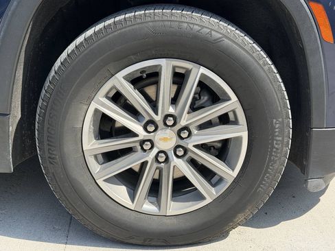 Used 2023 Chevrolet Traverse LT AWD/4WD image 20