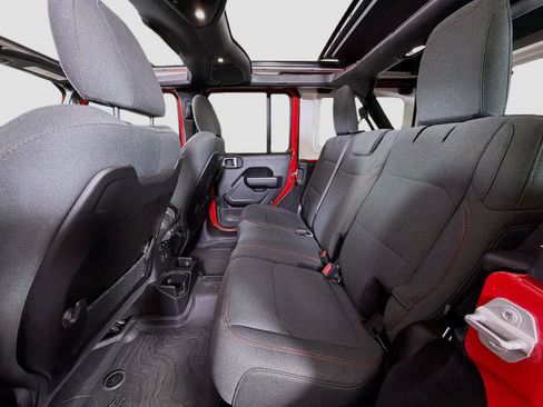 Used 2024 Jeep Wrangler Unlimited Rubicon w/ Safety Group AWD/4WD image 22