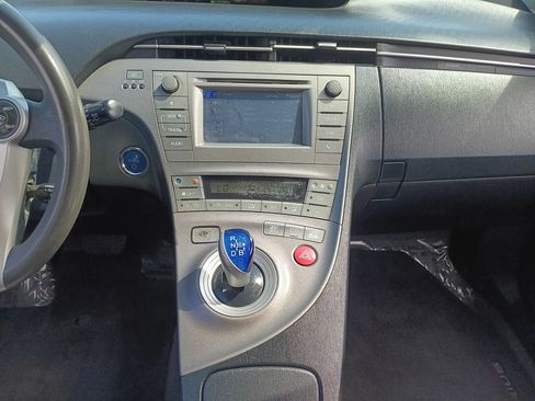 Used 2012 Toyota Prius Two FWD image 17
