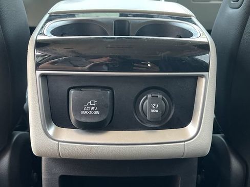 Used 2024 Kia Carnival SX Prestige FWD image 43