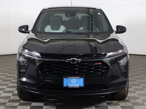 Used 2025 Chevrolet Trax RS image 10