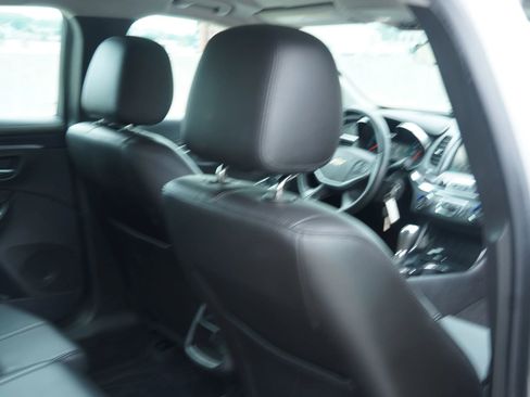 Used 2016 Chevrolet Impala LT image 31