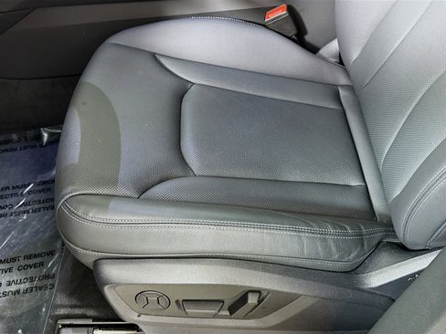 Certified 2025 Audi Q7 3.0T Premium Plus w/ Premium Plus Package image 13