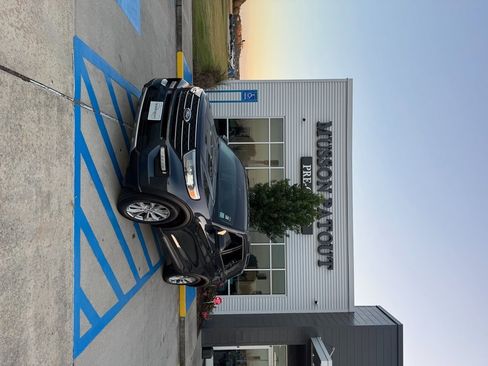 Used 2023 Ford Explorer XLT w/ Equipment Group 202A image 1