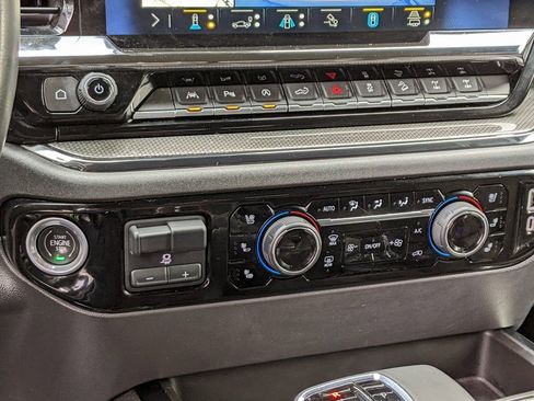 Used 2023 Chevrolet Silverado 1500 ZR2 w/ Technology Package image 19