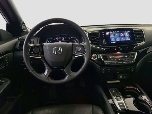 Used 2022 Honda Pilot Black Edition image 24