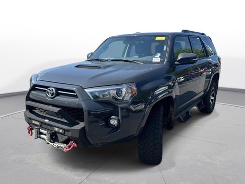 Used 2024 Toyota 4Runner TRD Off-Road Premium w/ Off Road Premium Plus Package AWD/4WD image 2