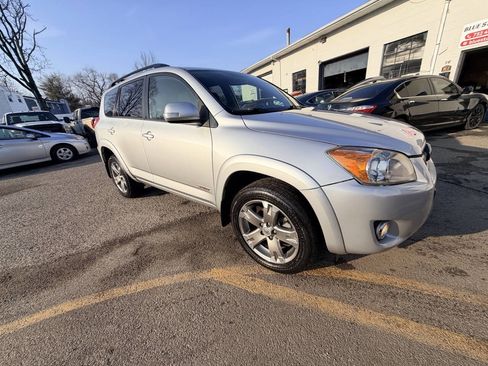 Used 2010 Toyota RAV4 Sport image 5