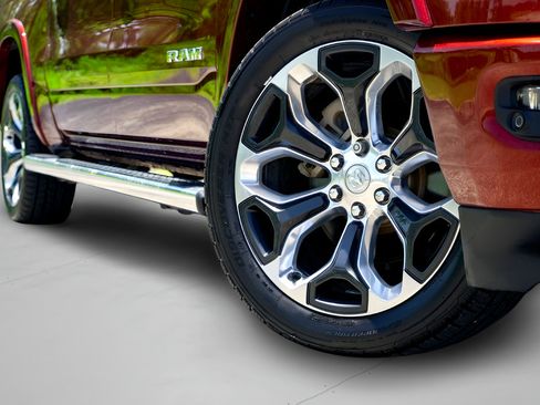 Used 2023 RAM 1500 Longhorn AWD/4WD image 2