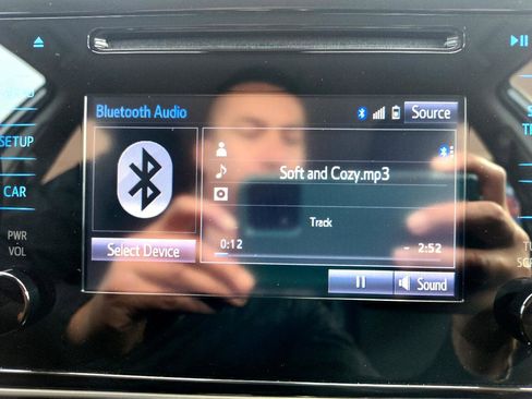 Used 2019 Toyota Corolla SE image 23