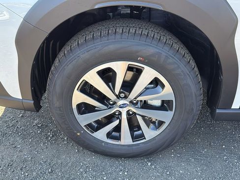 New 2025 Subaru Outback Premium image 5