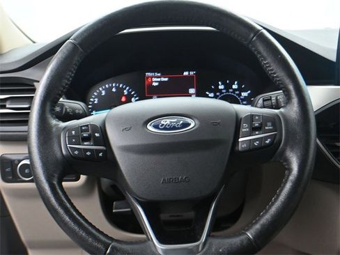 Used 2020 Ford Escape SEL image 15