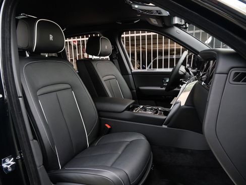 New 2026 Rolls-Royce Cullinan AWD/4WD image 30