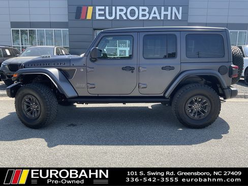 Used 2025 Jeep Wrangler Unlimited Rubicon 392 AWD/4WD image 2