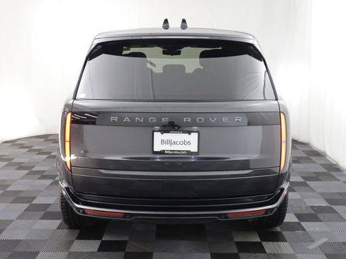 Certified 2025 Land Rover Range Rover SE AWD/4WD image 18