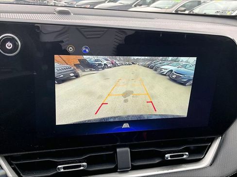 Certified 2025 Chevrolet Equinox LT image 18