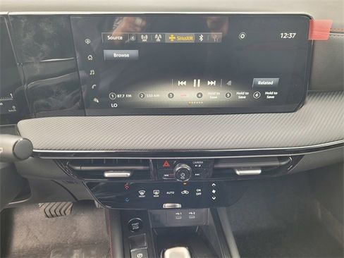 New 2026 Nissan Kicks SR image 10